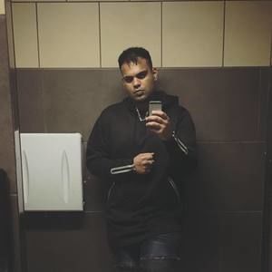 Meet your Posher, Mirza